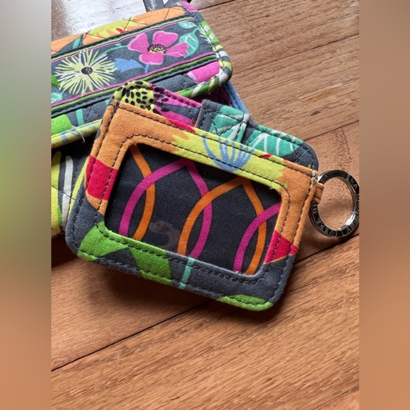 Vera Bradley Wallet and Card Holder - Picture 4 of 5